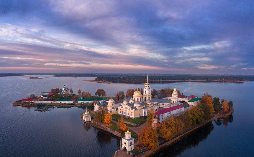 Nilo-Stolobenskaya Pustyn', Russia